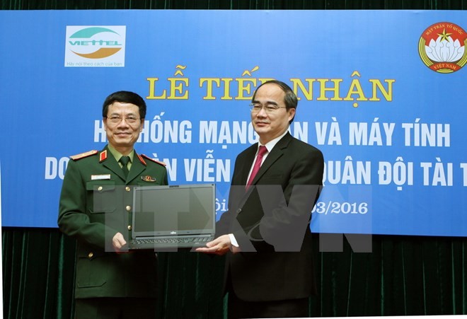 Viettel supports Vietnam Fatherland Front Local Area Network and computers for election - ảnh 1
